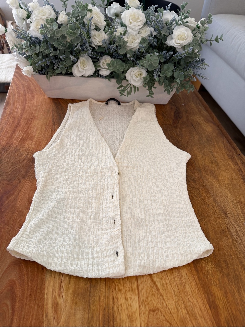Zara Textured Button Front Vest Top Ivory Size Small